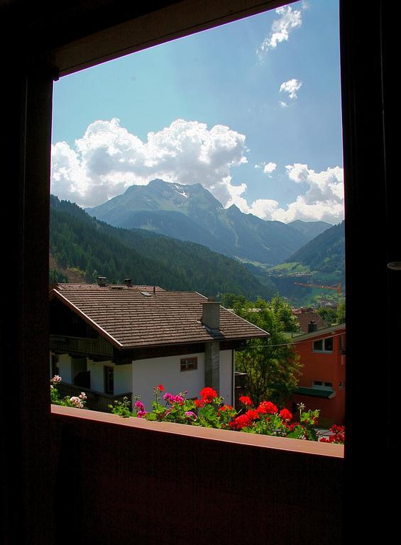 Haus St. Christoph Mayrhofen Exterior foto